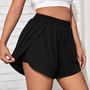 Black tulip shorts